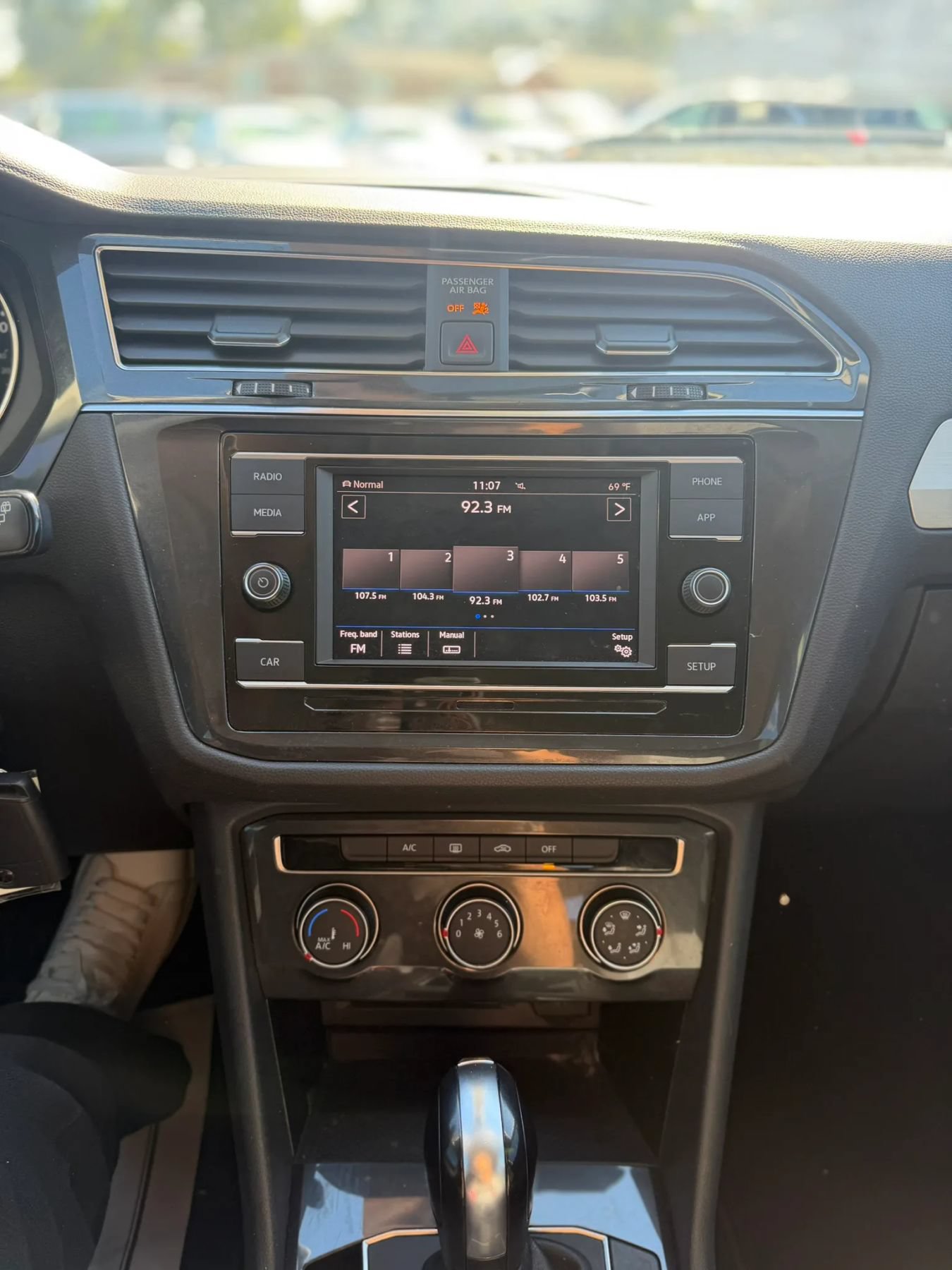 Used 2019 Volkswagen Tiguan S AWD/4WD image 16