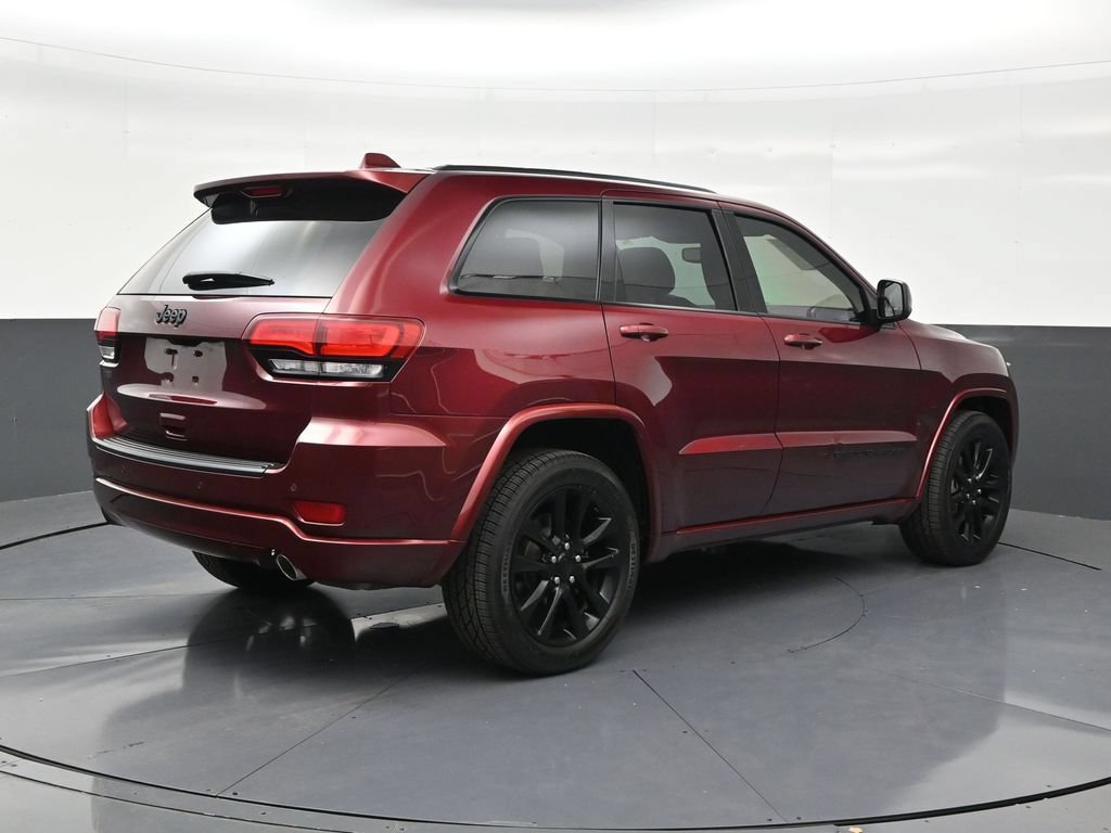 Used 2020 Jeep Grand Cherokee Altitude RWD image 5