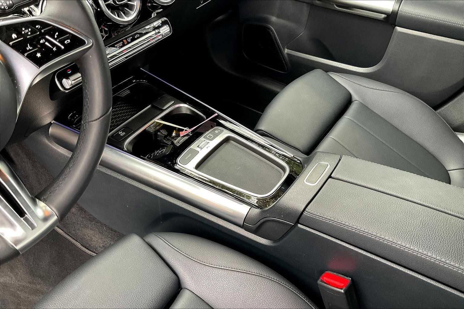 Certified 2025 Mercedes-Benz GLA 250 image 12