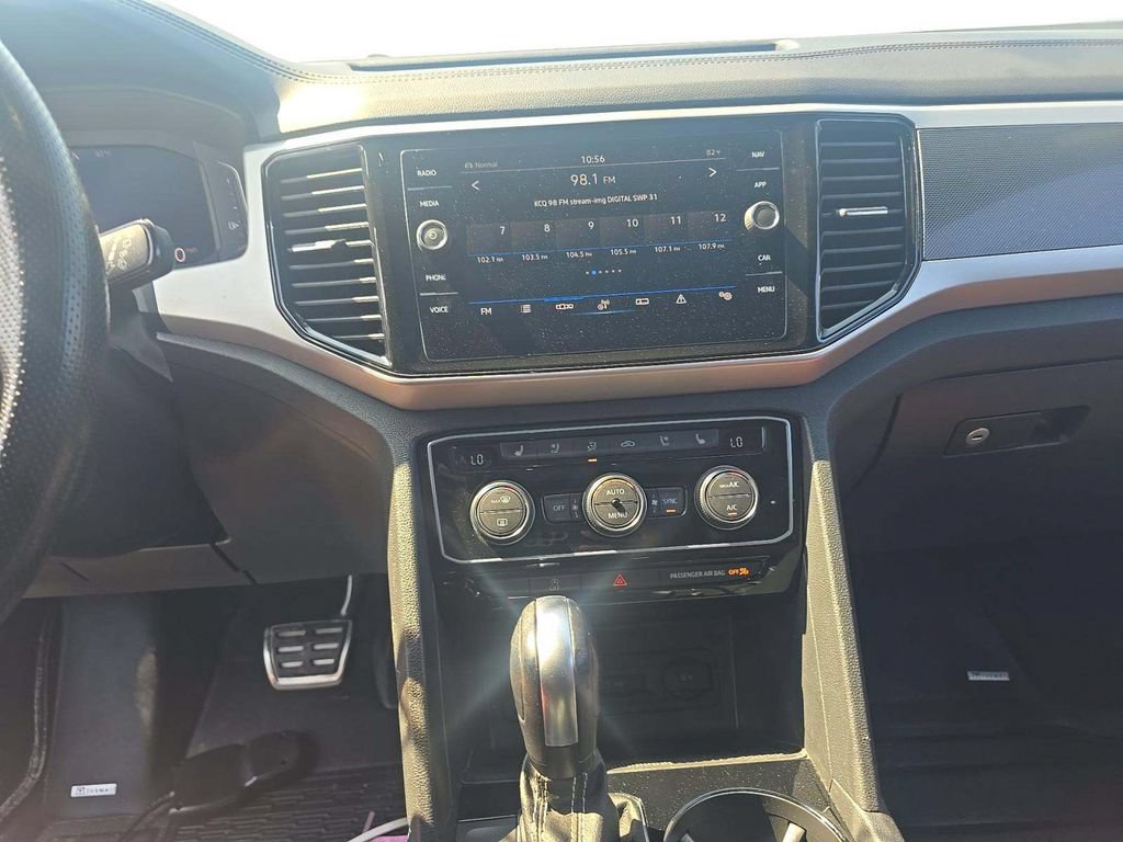 Used 2021 Volkswagen Atlas Cross Sport SEL Premium R-Line AWD/4WD image 4