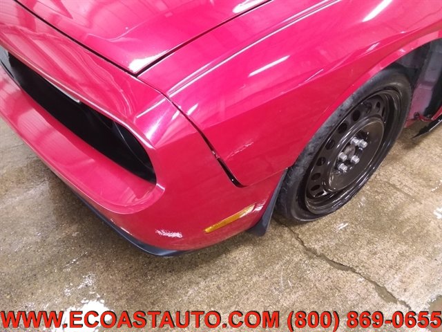Used 2011 Dodge Challenger SE image 13