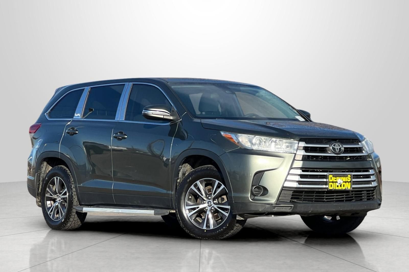 Used 2019 Toyota Highlander LE