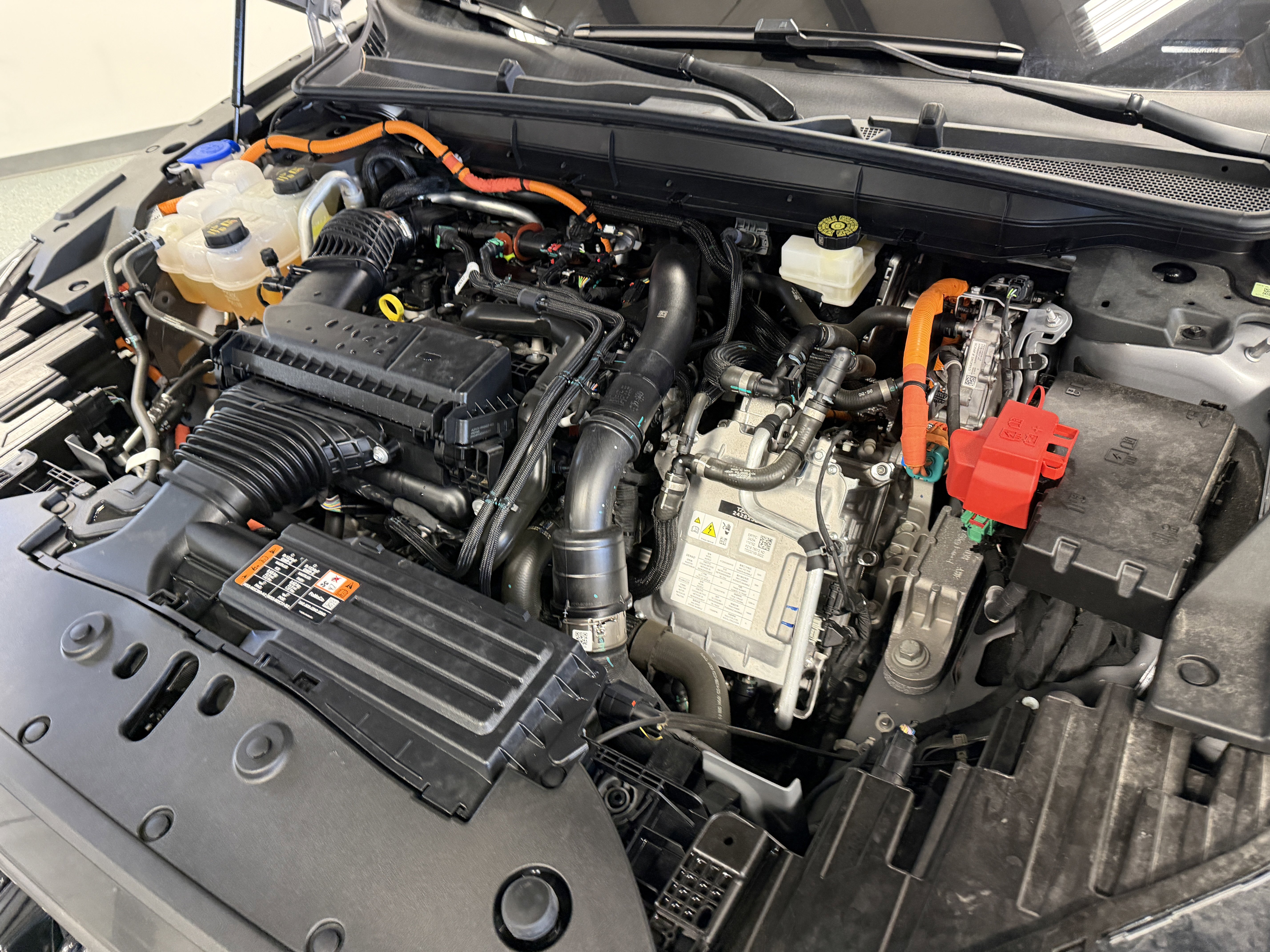 Used 2025 Lincoln Nautilus Premier w/ Equipment Group 102A image 31