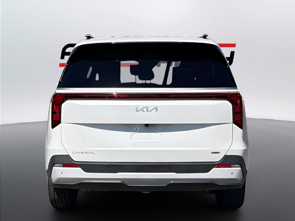 Used 2025 Kia Carnival EX FWD image 6