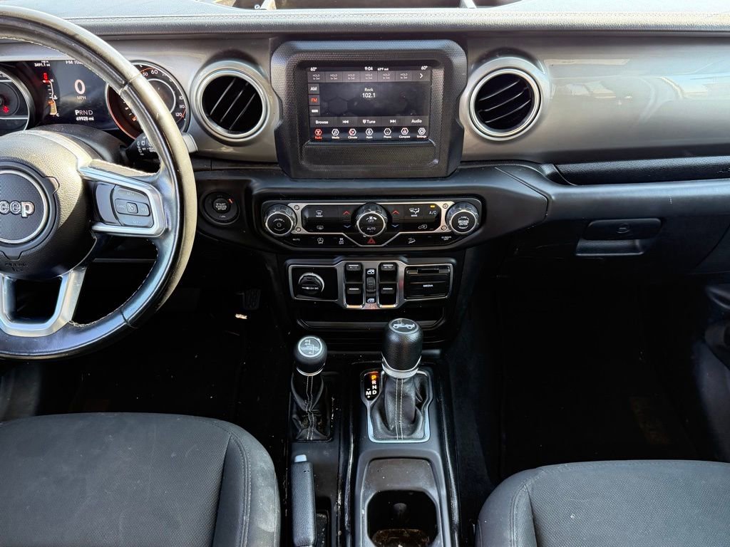 Used 2019 Jeep Wrangler Unlimited Sahara image 9