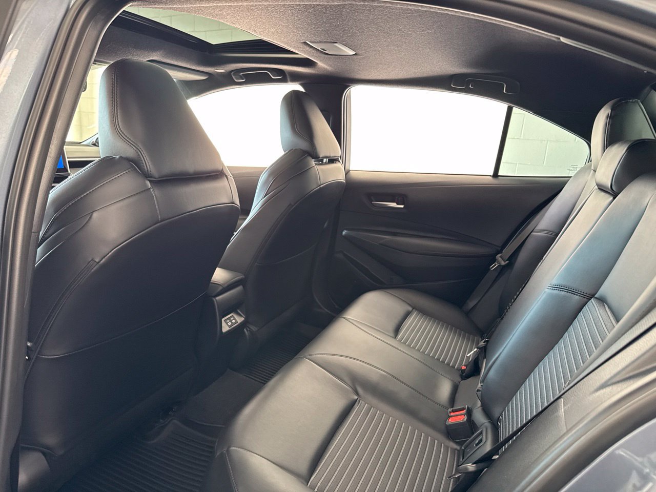 Certified 2026 Toyota Corolla XSE FWD image 40