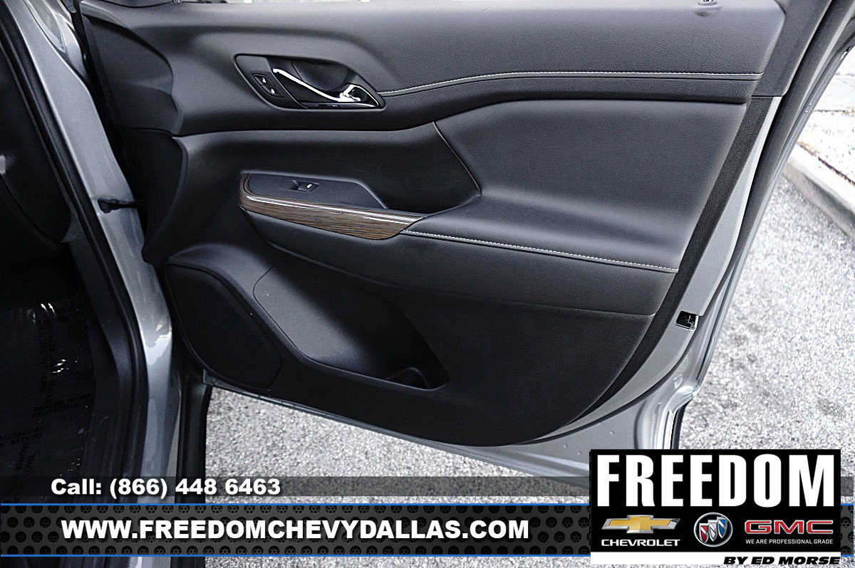 Used 2023 GMC Acadia SLE image 36