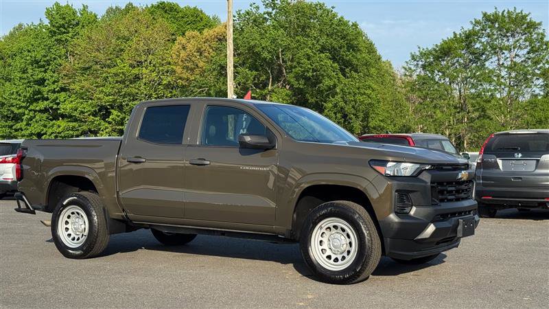 Used 2023 Chevrolet Colorado W/T RWD image 5