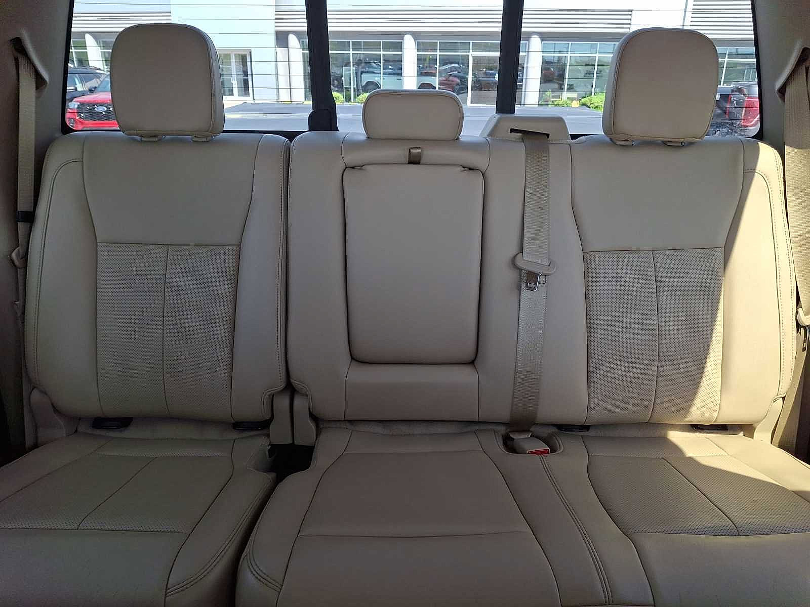 Used 2019 Ford F150 Lariat image 18