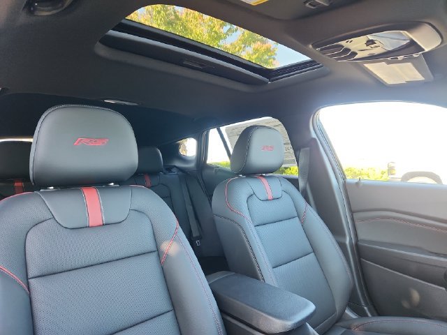 New 2026 Chevrolet Trax RS w/ Sunroof Package FWD image 14