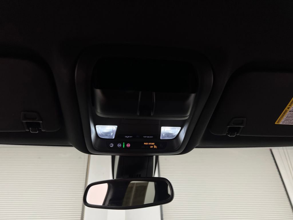 Used 2025 Chevrolet Blazer RS image 63