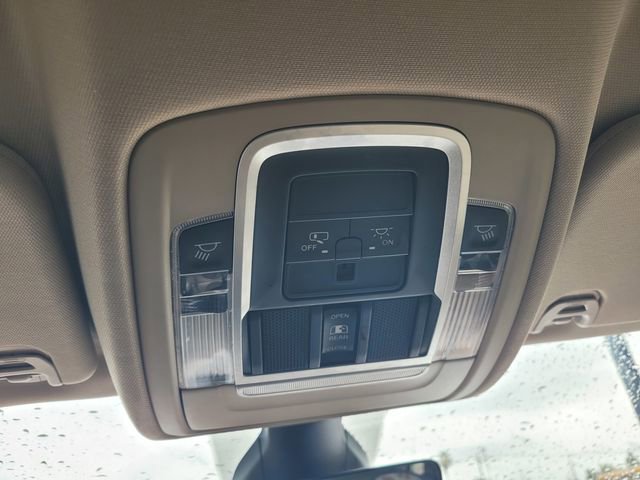 Used 2020 RAM 1500 Laramie w/ Off Road Group image 22