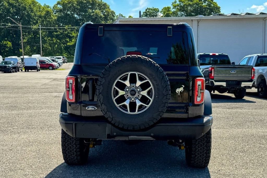 Used 2024 Ford Bronco Badlands AWD/4WD image 4