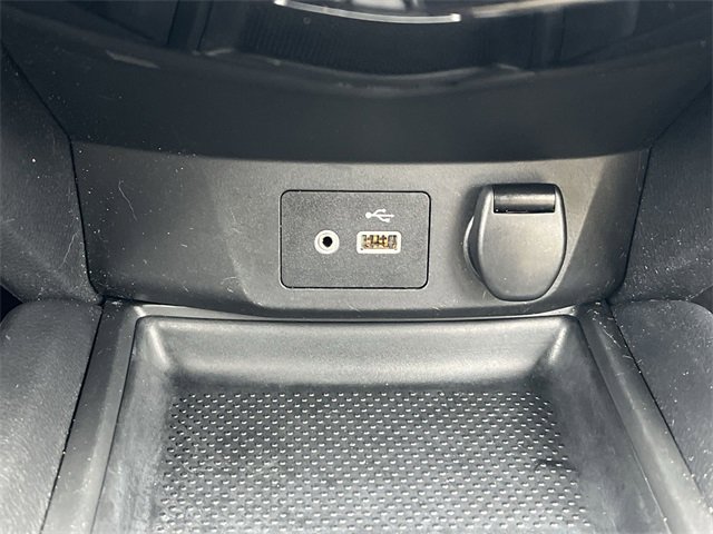 Used 2019 Nissan Rogue SV w/ Premium Package image 15