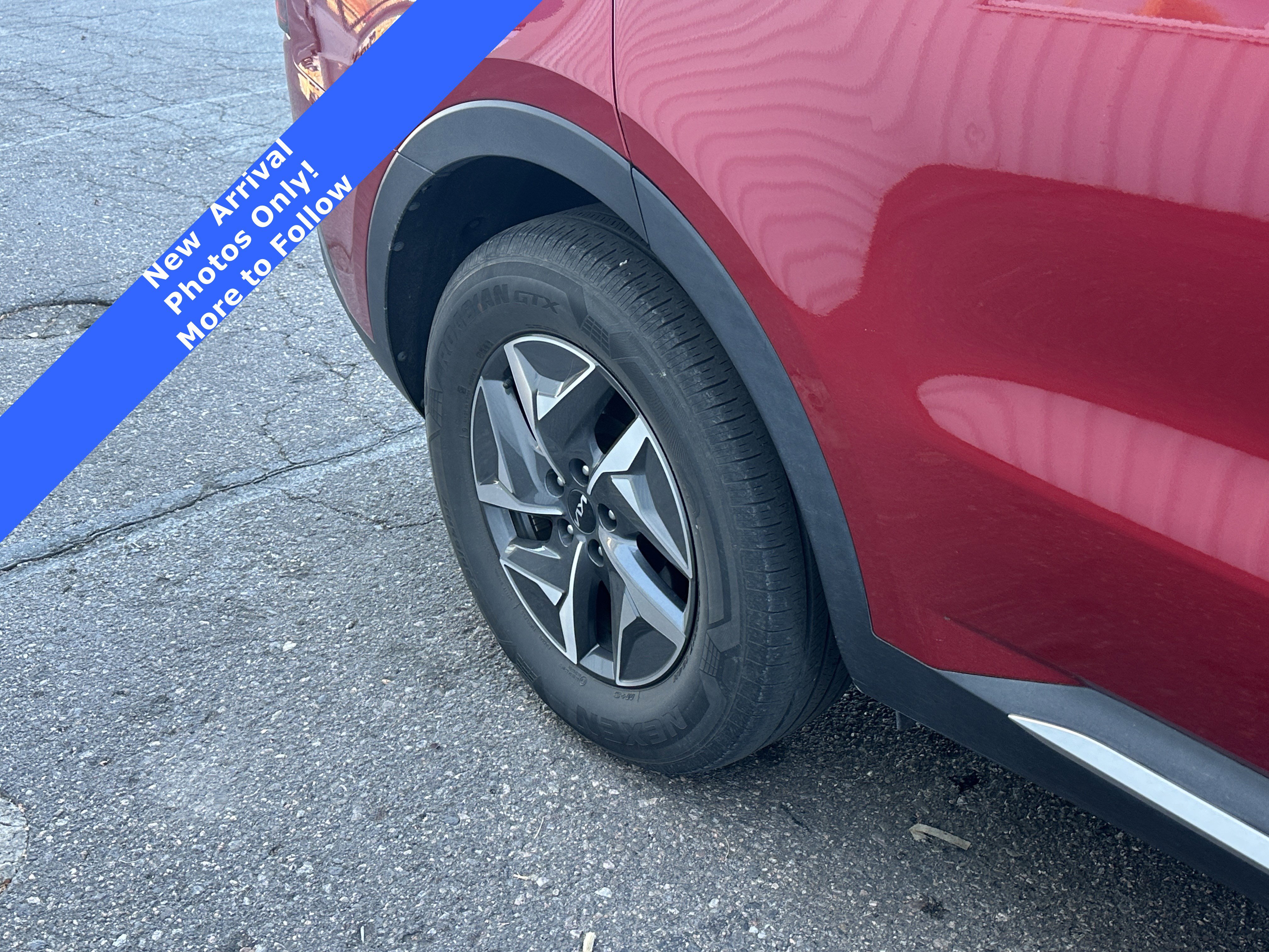 Used 2022 Kia Sorento S image 11