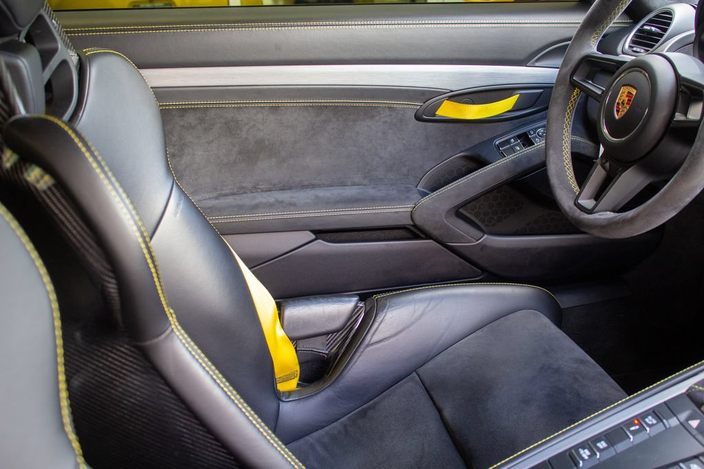 Used 2020 Porsche 718 Cayman GT4 RWD image 19
