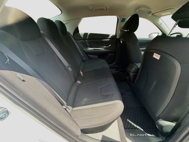 New 2026 Hyundai Elantra SE FWD image 26