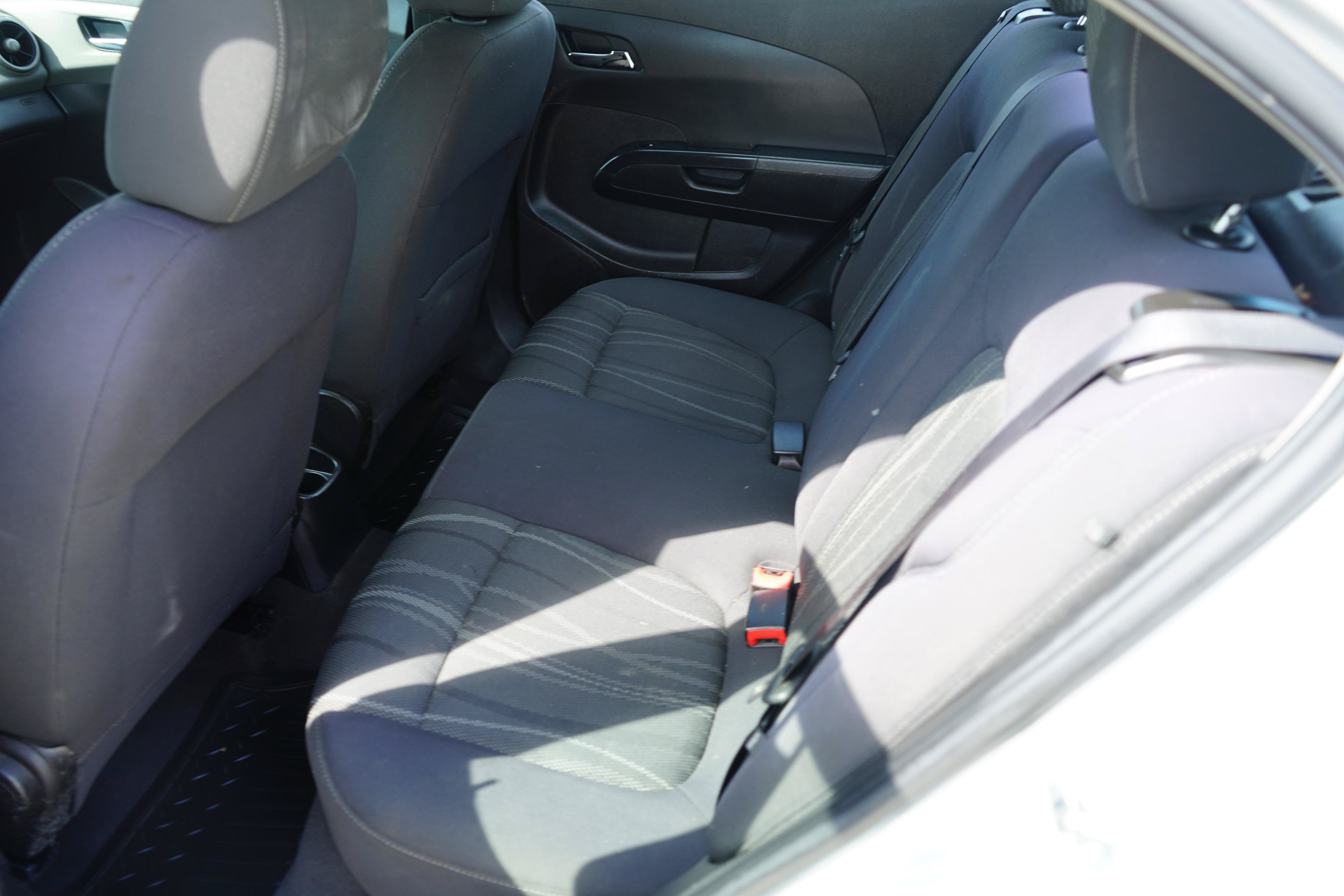 Used 2015 Chevrolet Sonic LT FWD image 17