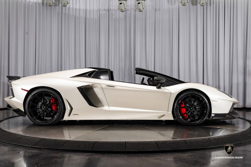 Used 2016 Lamborghini Aventador LP 700-4 image 46