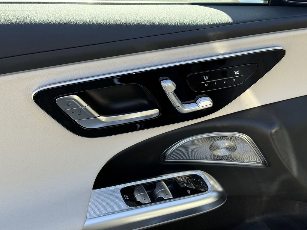 New 2026 Mercedes-Benz E 350 4MATIC Sedan image 17