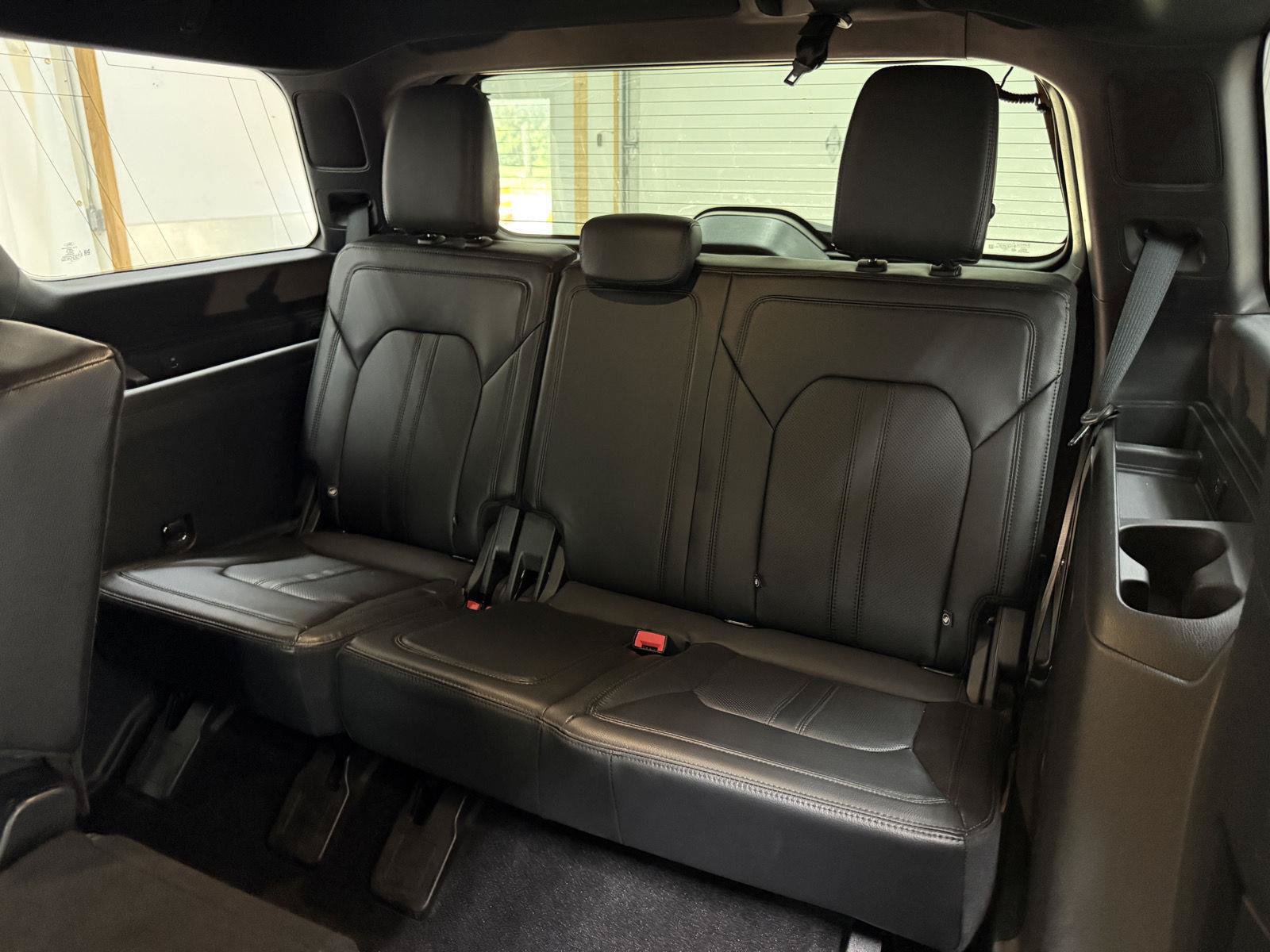 Used 2021 Ford Expedition Limited AWD/4WD image 26