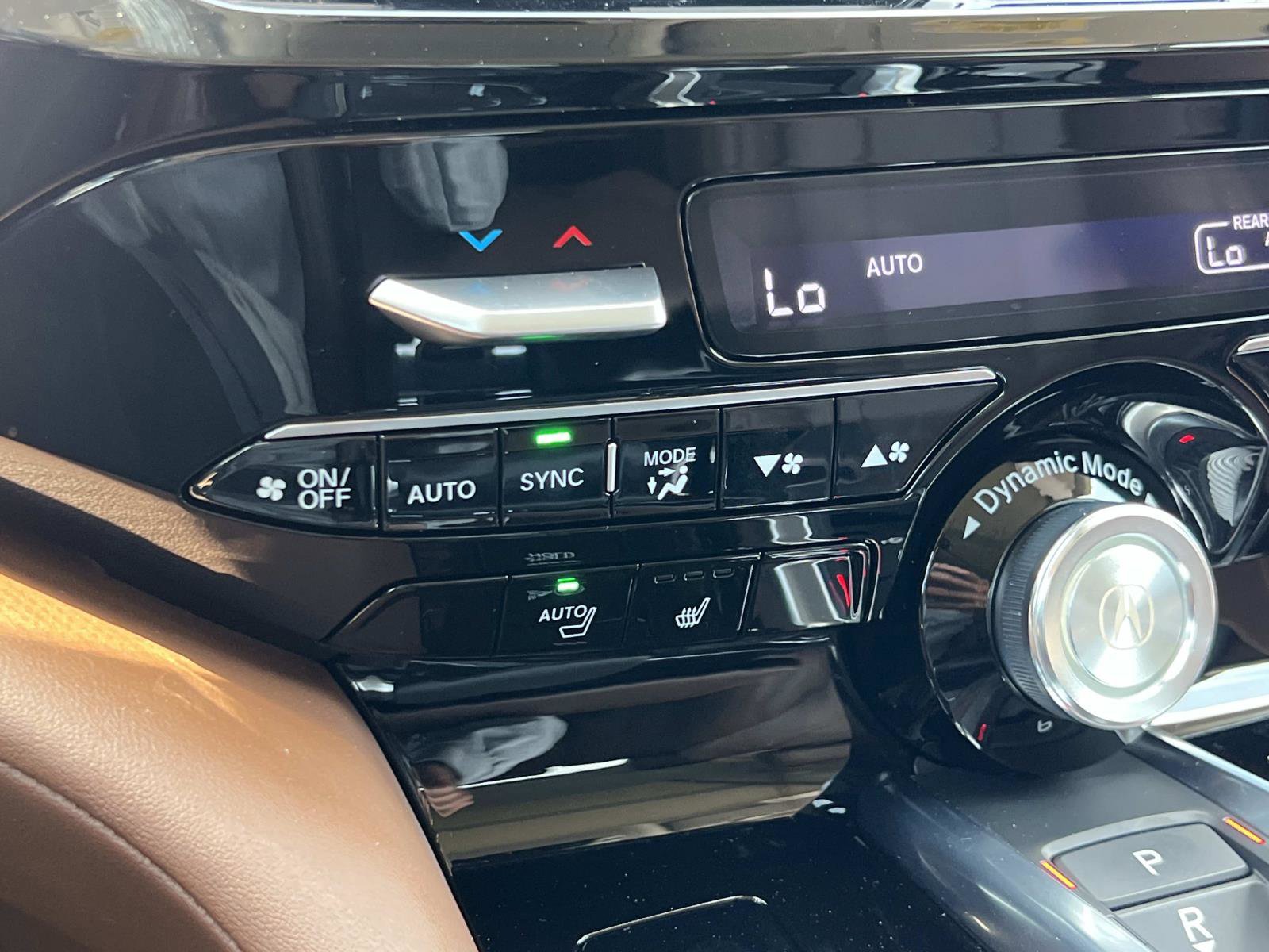 Used 2024 Acura MDX FWD w/ Technology Package image 18