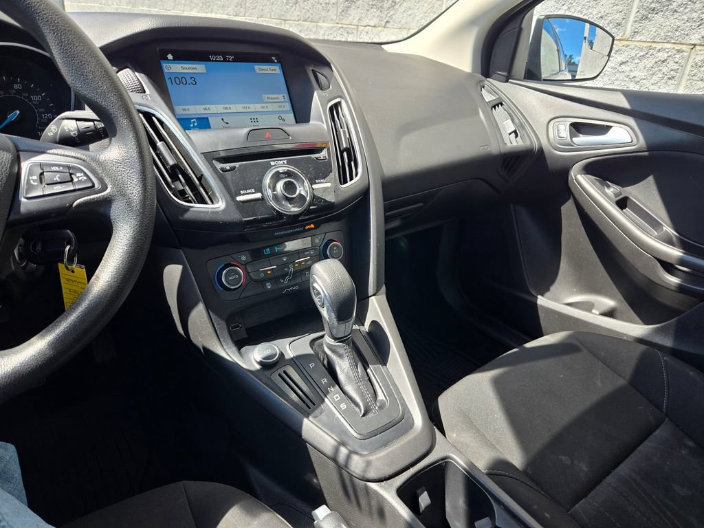 Used 2017 Ford Focus SEL FWD image 22