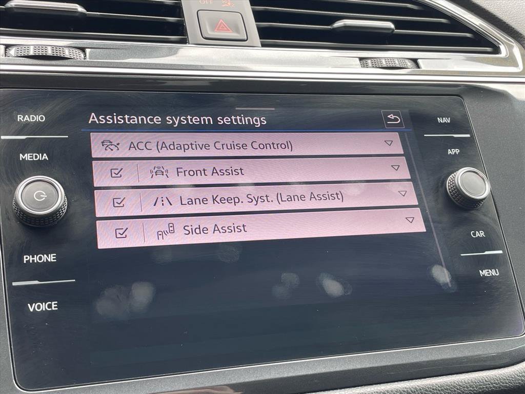 Used 2021 Volkswagen Tiguan SEL w/ 2-Row Tiguan MDO Package AWD/4WD image 18