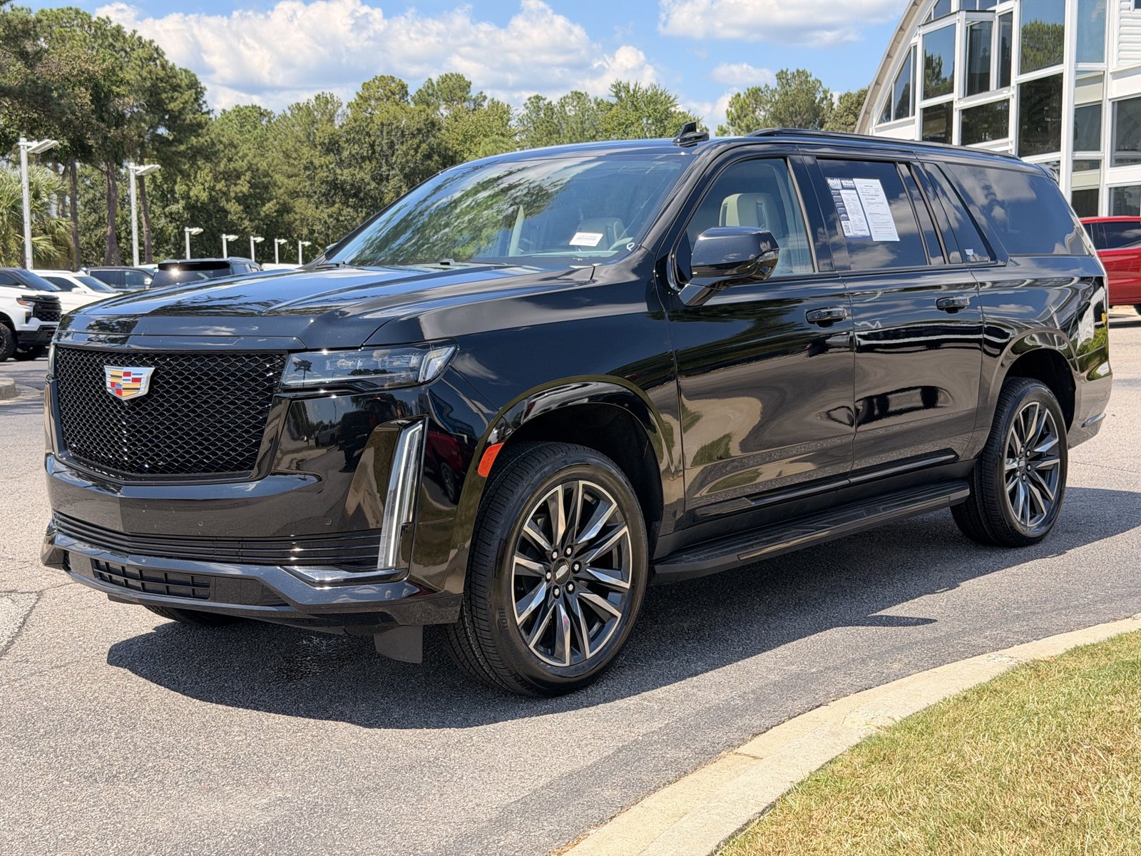 Used 2024 Cadillac Escalade ESV Sport Platinum AWD/4WD image 7