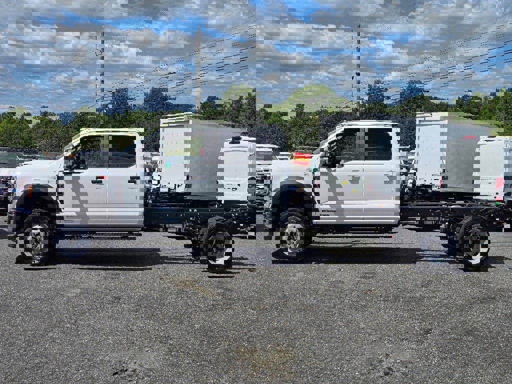 New 2026 Ford F550 4x4 Crew Cab Super Duty image 23