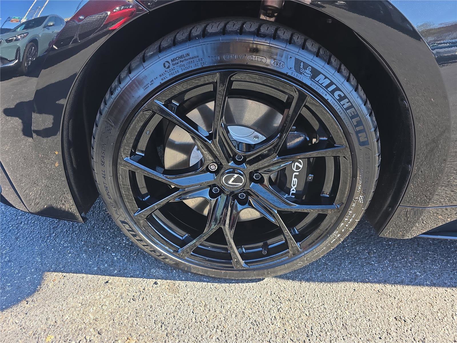 Used 2025 Lexus IS 500 IS 500 F SPORT Performance image 6