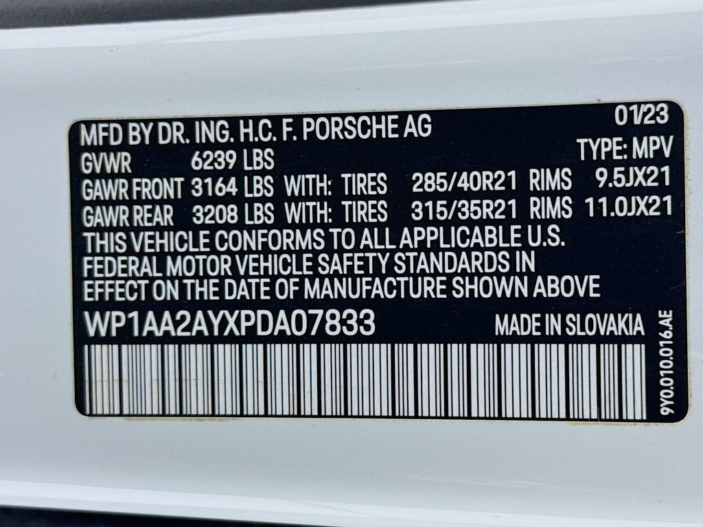 Certified 2023 Porsche Cayenne AWD/4WD image 33