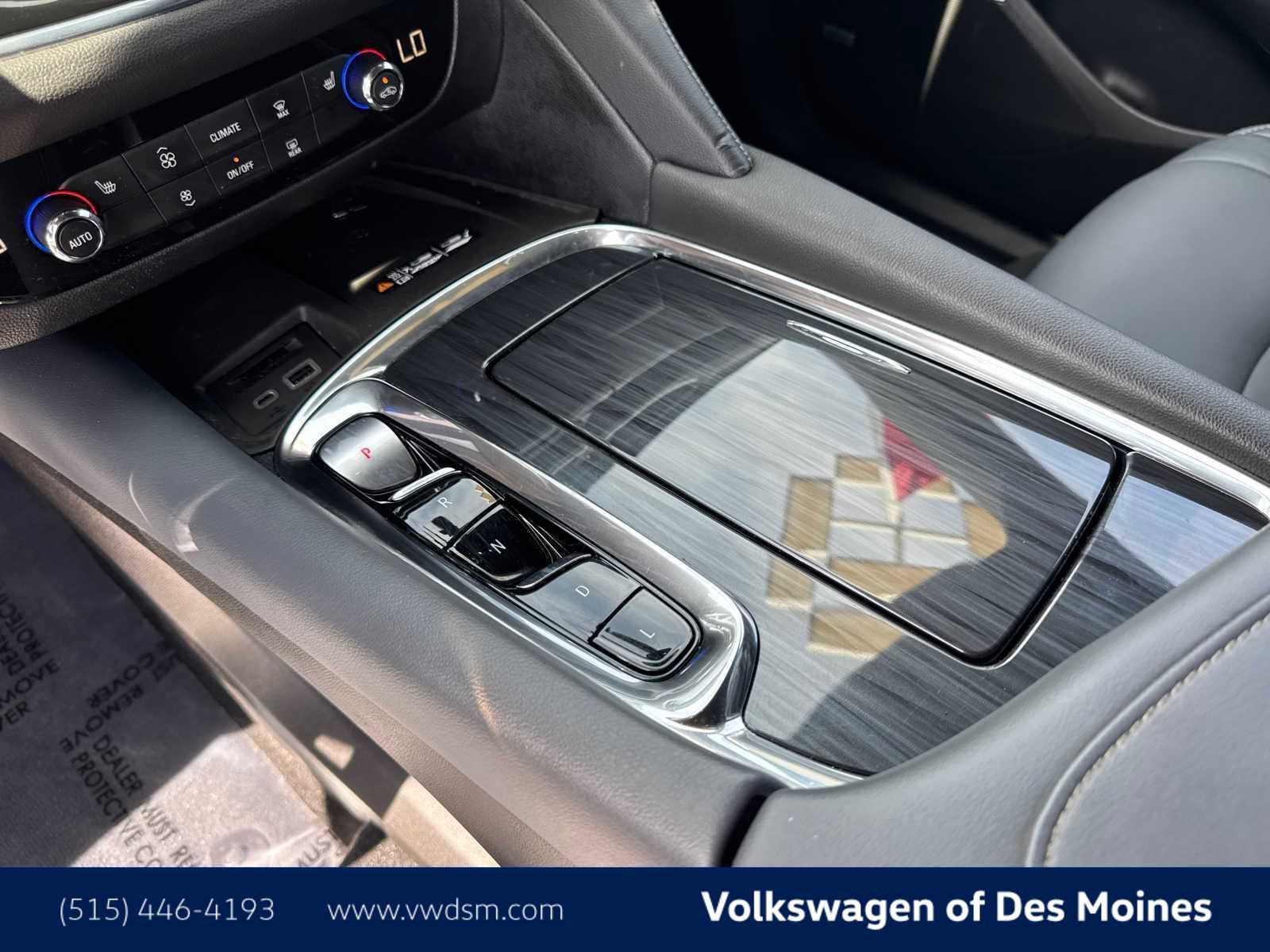 Used 2023 Buick Enclave Essence w/ Experience Buick Package AWD/4WD image 16