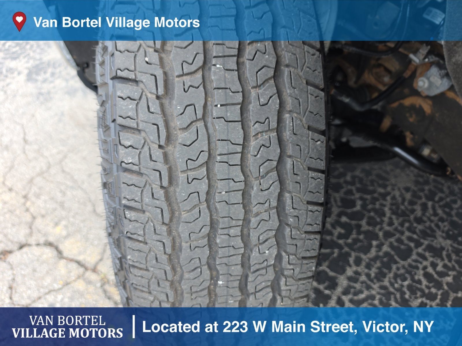 Used 2020 Chevrolet Silverado 1500 LT w/ All-Star Edition AWD/4WD image 28