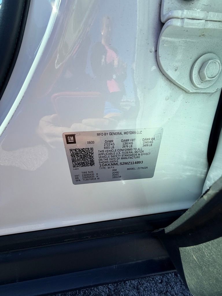 Used 2021 GMC Acadia SLT w/ LPO, Floor Liner Package FWD image 8