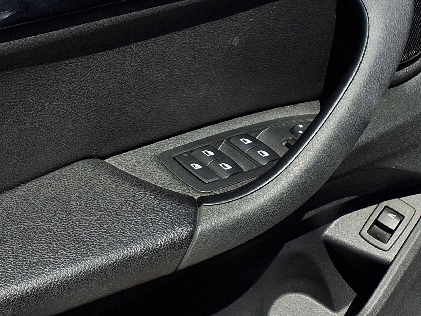 Used 2020 BMW X1 sDrive28i image 16