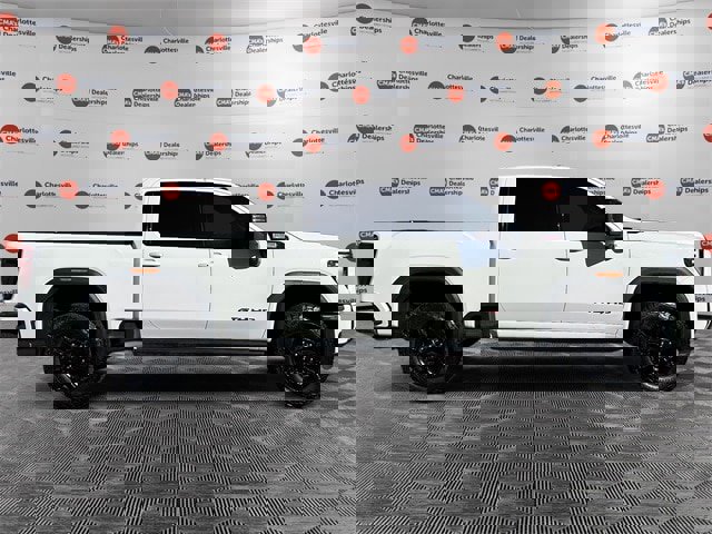 Used 2024 GMC Sierra 2500 AT4 w/ AT4 Premium Plus Package image 6