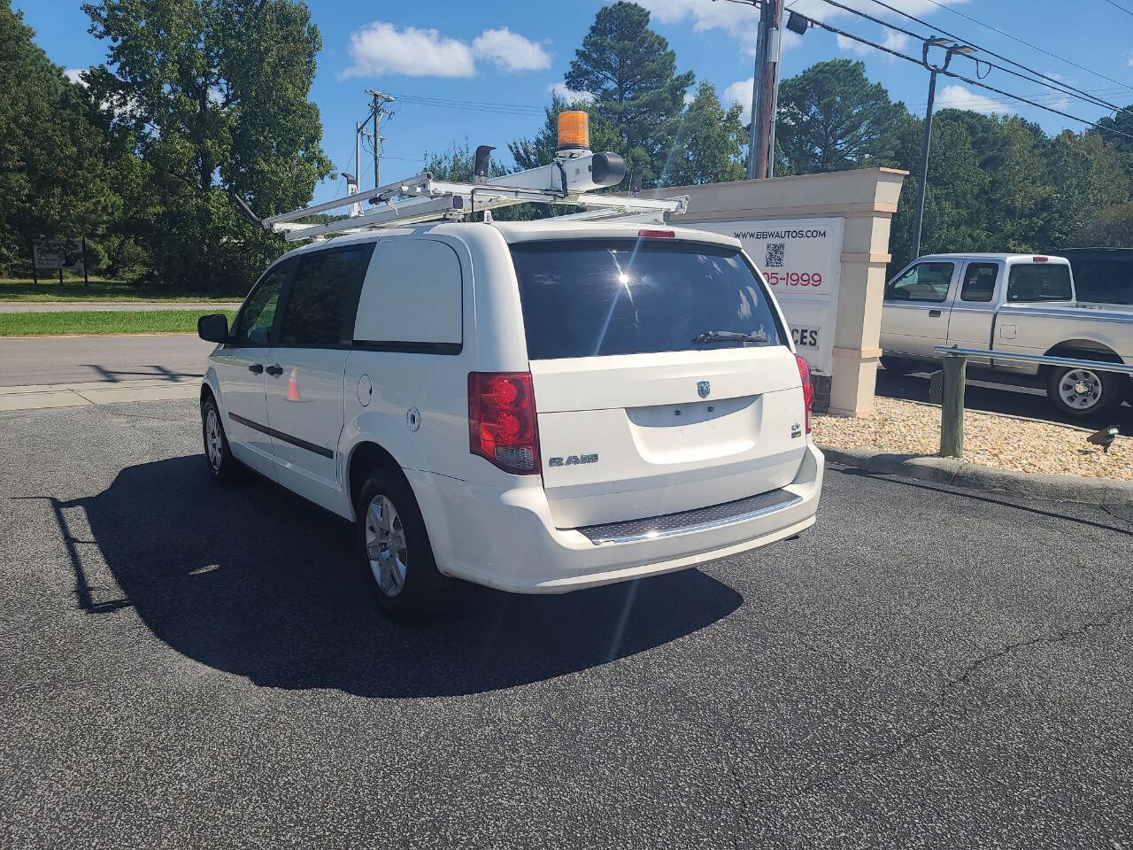 Used 2013 RAM C/V Tradesman image 5