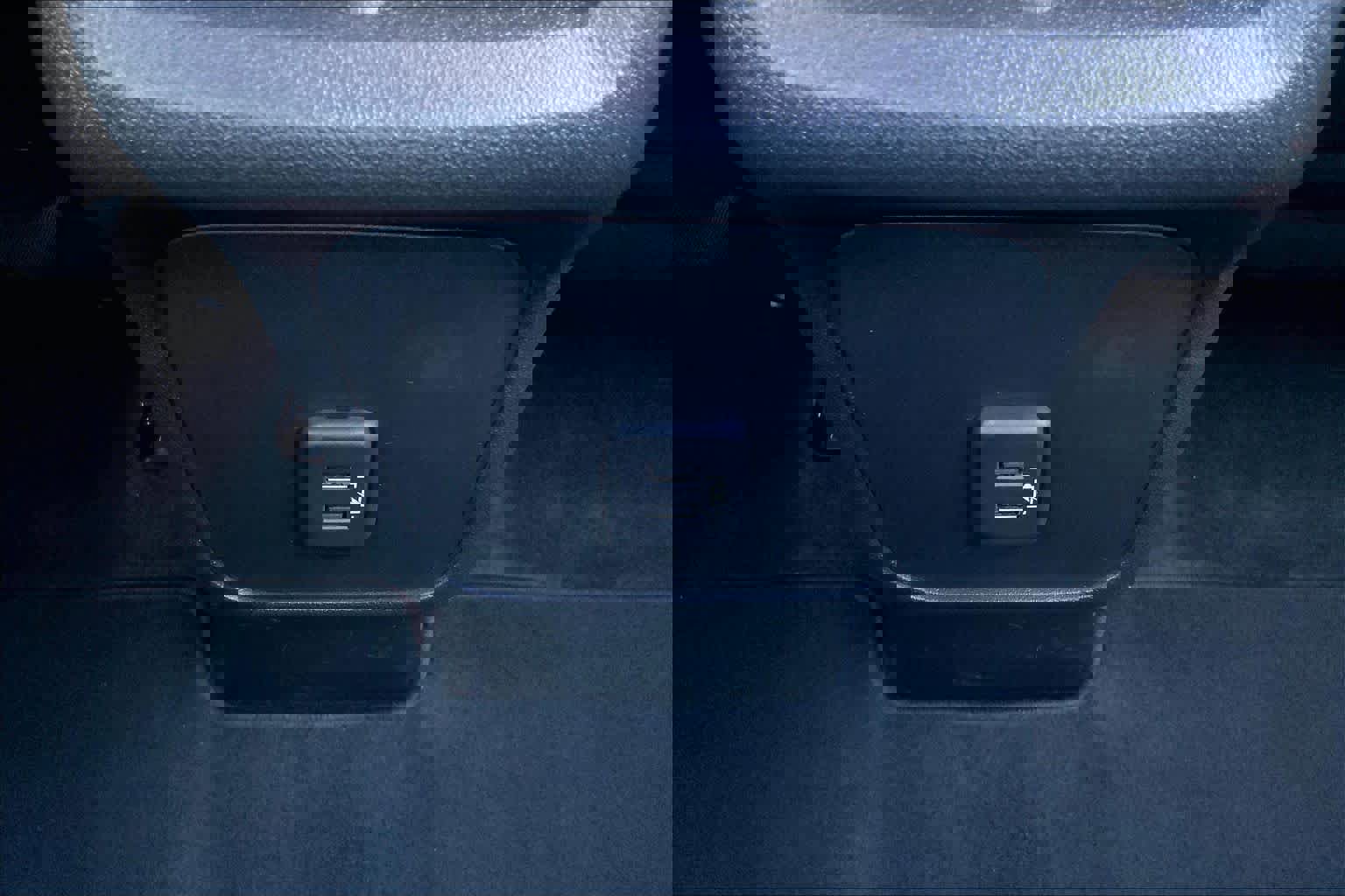 Used 2024 GMC Terrain SLE image 36