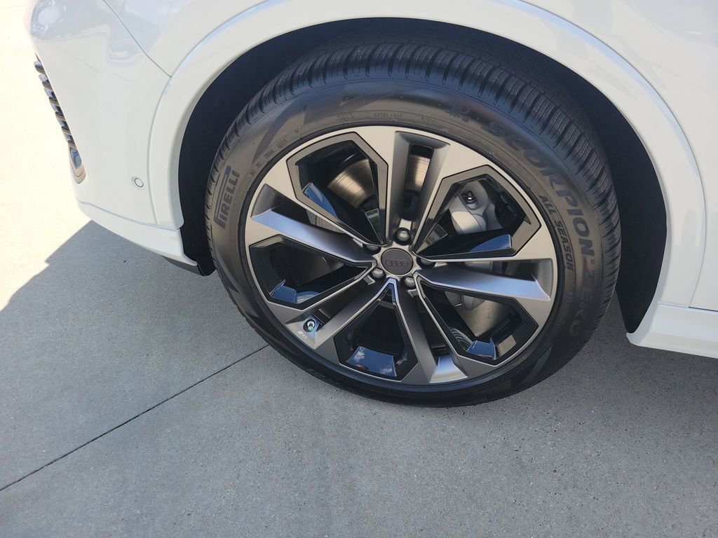 New 2026 Audi Q7 3.0T Premium Plus image 5