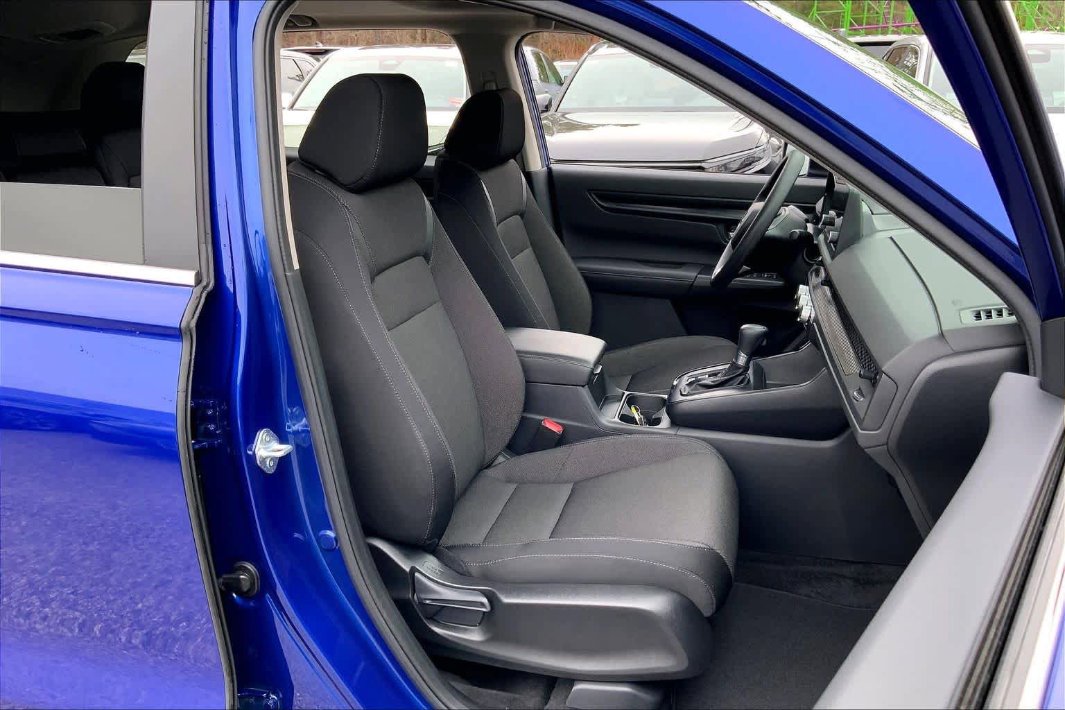 Certified 2025 Honda CR-V EX image 8