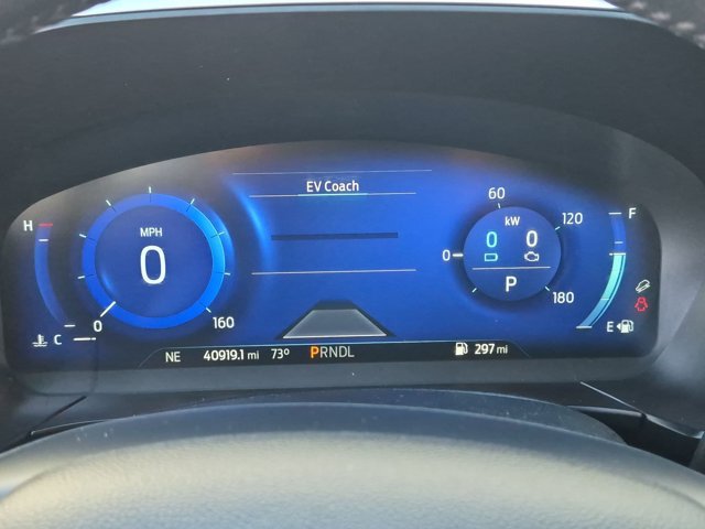 Used 2020 Ford Escape Titanium AWD/4WD image 11