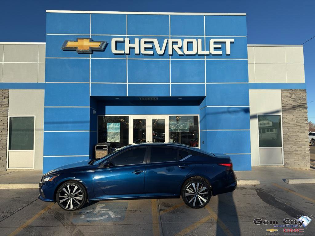 Used 2022 Nissan Altima 2.5 SR