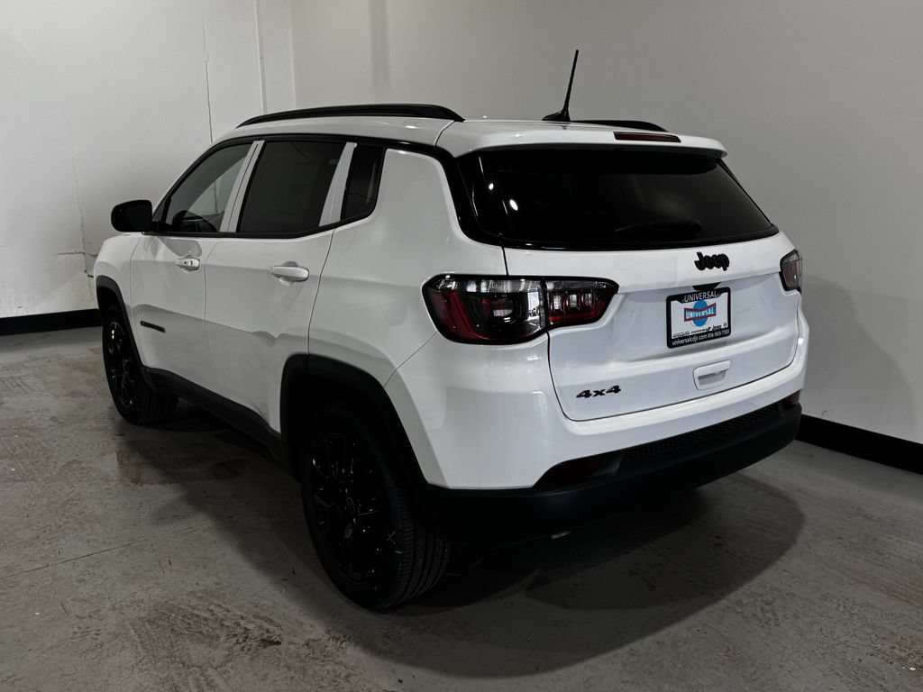 New 2026 Jeep Compass Latitude AWD/4WD image 36