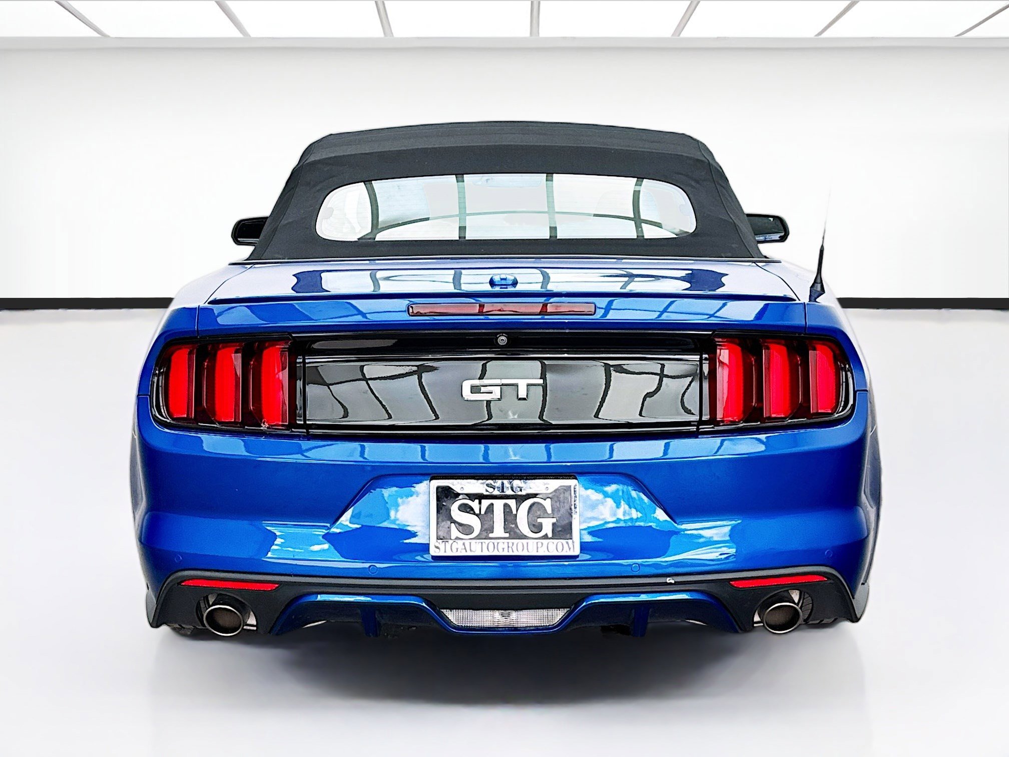 Used 2017 Ford Mustang GT Premium w/ Equipment Group 401A image 5