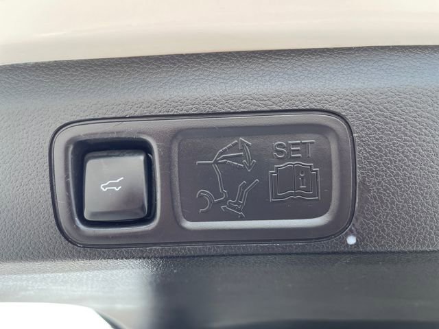 Used 2019 Lincoln Navigator L Reserve AWD/4WD image 36