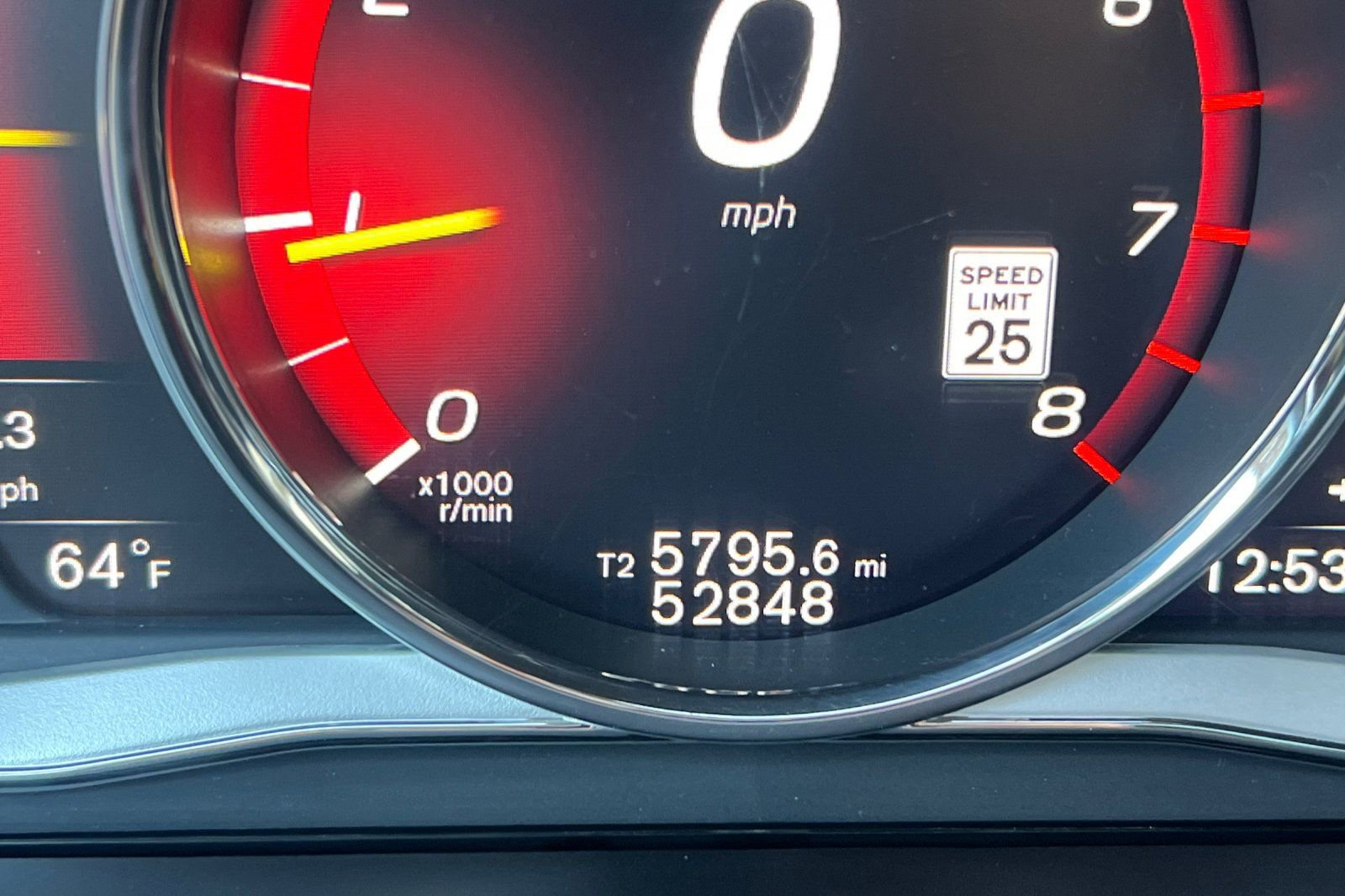 Used 2017 Volvo XC60 T5 Inscription w/ Advanced Package image 24