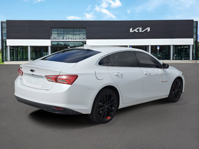 Used 2021 Chevrolet Malibu LT w/ Redline Edition FWD image 4