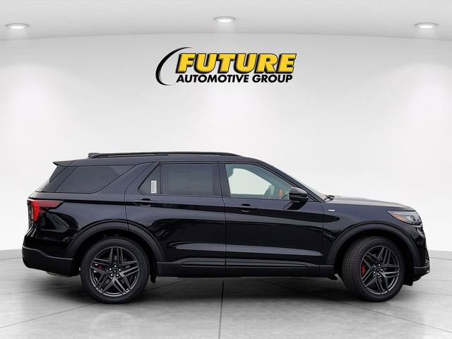 New 2026 Ford Explorer ST-Line w/ ST-Line Street Pack AWD/4WD image 8