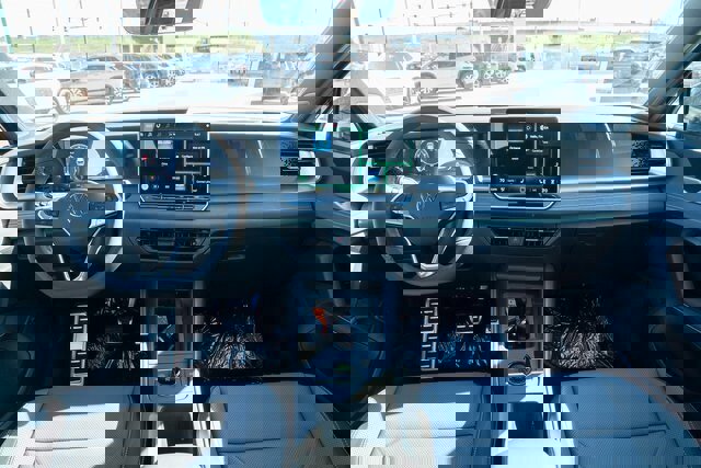 New 2026 Volkswagen Tiguan SE R-Line image 29